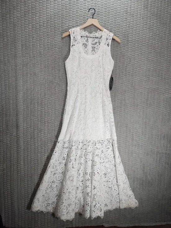 Venus Eyelet Mermaid Sleeveless Maxi Dress-Sz 8 - Picture 1 of 12